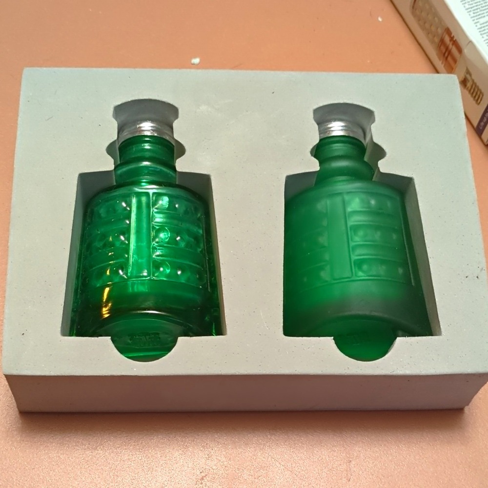 National Palace Museum Green Glass Novelty Salt & Pepper Shakers Set, 2pc